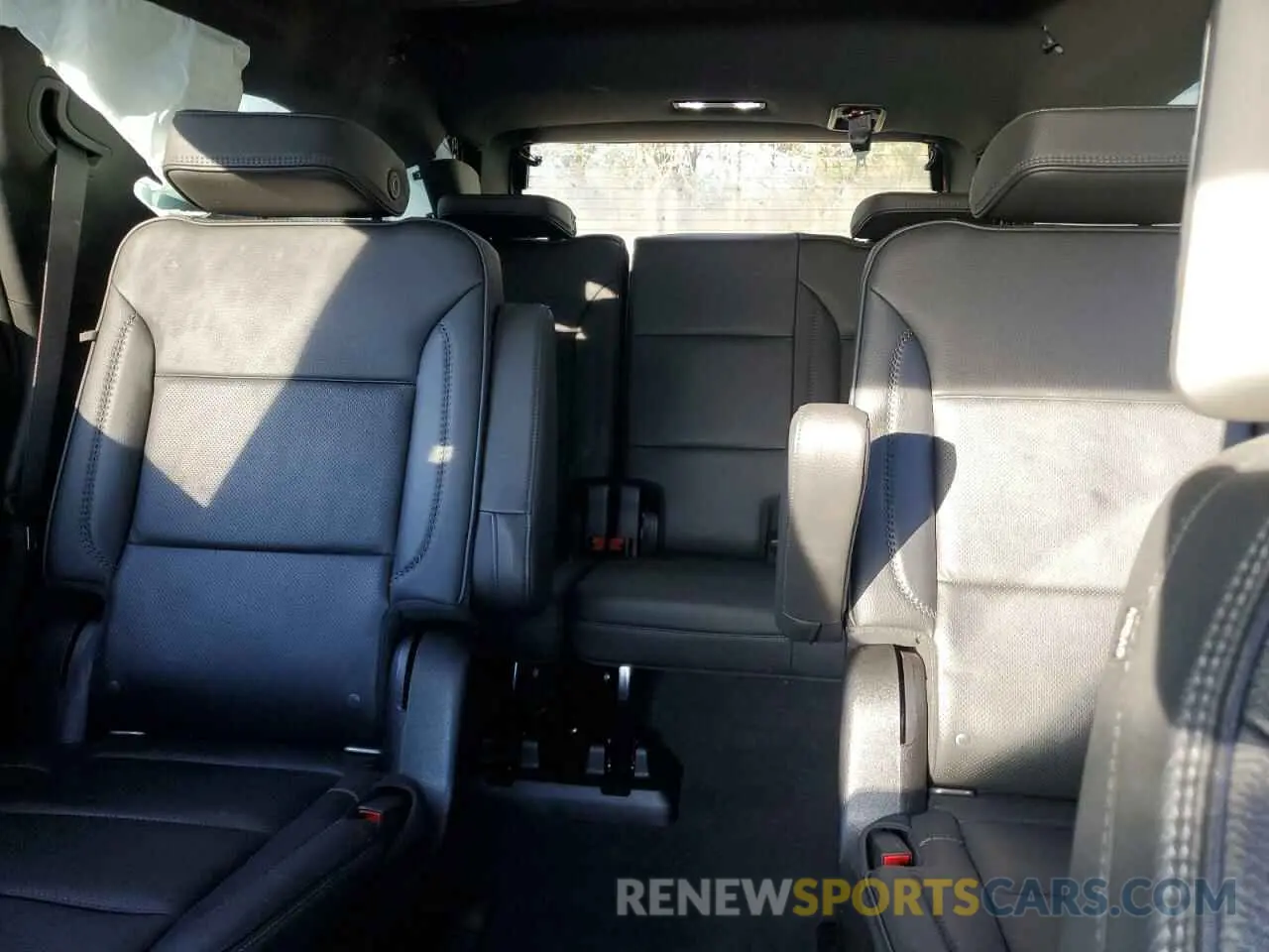 10 fotografías del automóvil dañado 1GKS2DKL5MR171592 GMC YUKON 2021