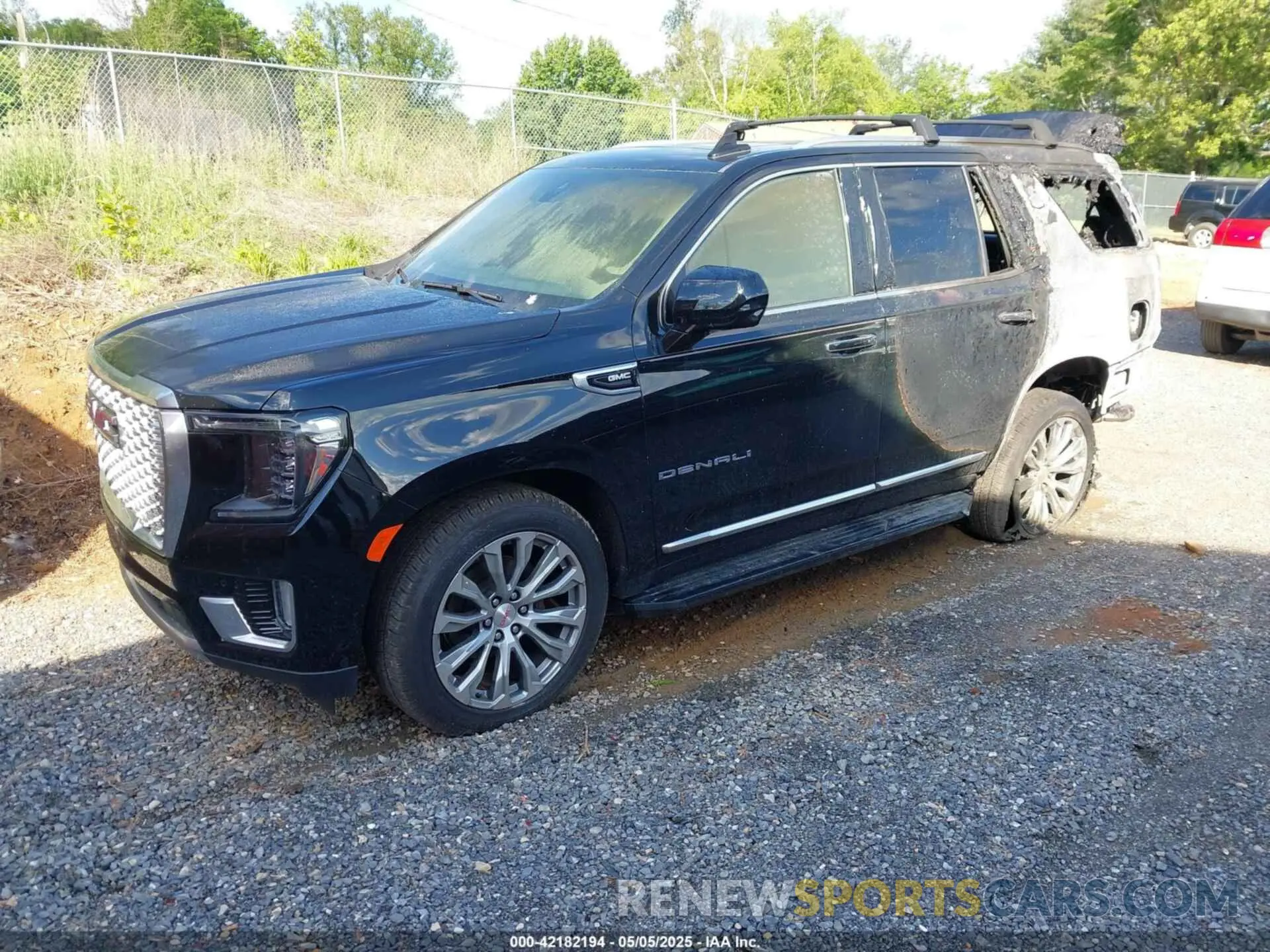 2 fotografías del automóvil dañado 1GKS2DKL7MR467018 GMC YUKON 2021