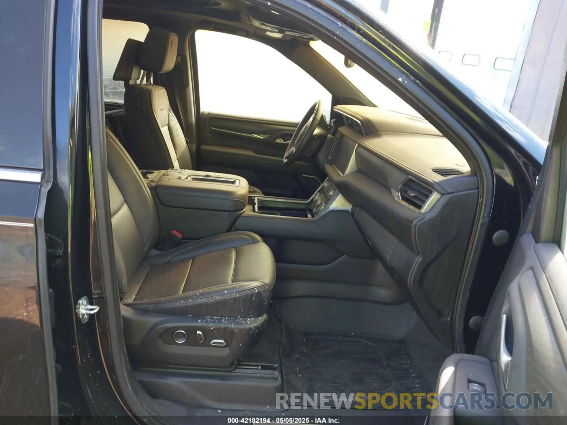 5 fotografías del automóvil dañado 1GKS2DKL7MR467018 GMC YUKON 2021
