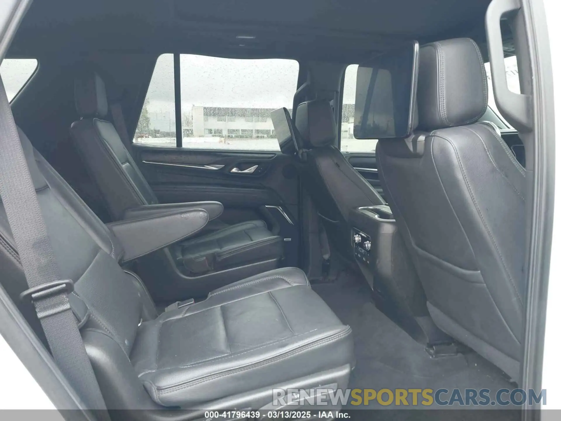 8 fotografías del automóvil dañado 1GKS2DKL8MR125626 GMC YUKON 2021