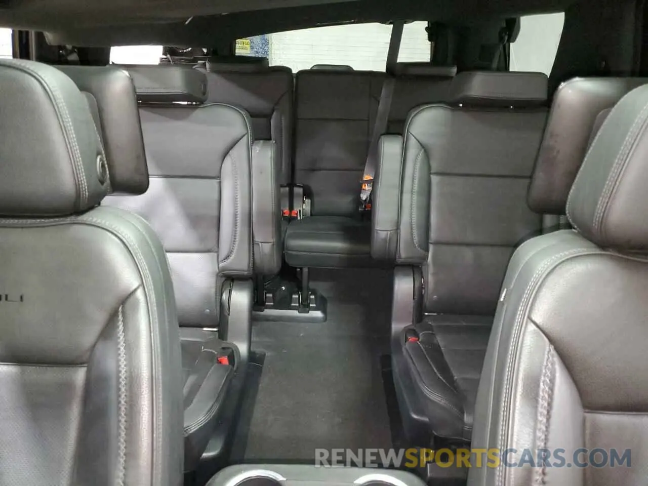 10 fotografías del automóvil dañado 1GKS2DKL8MR325681 GMC YUKON 2021