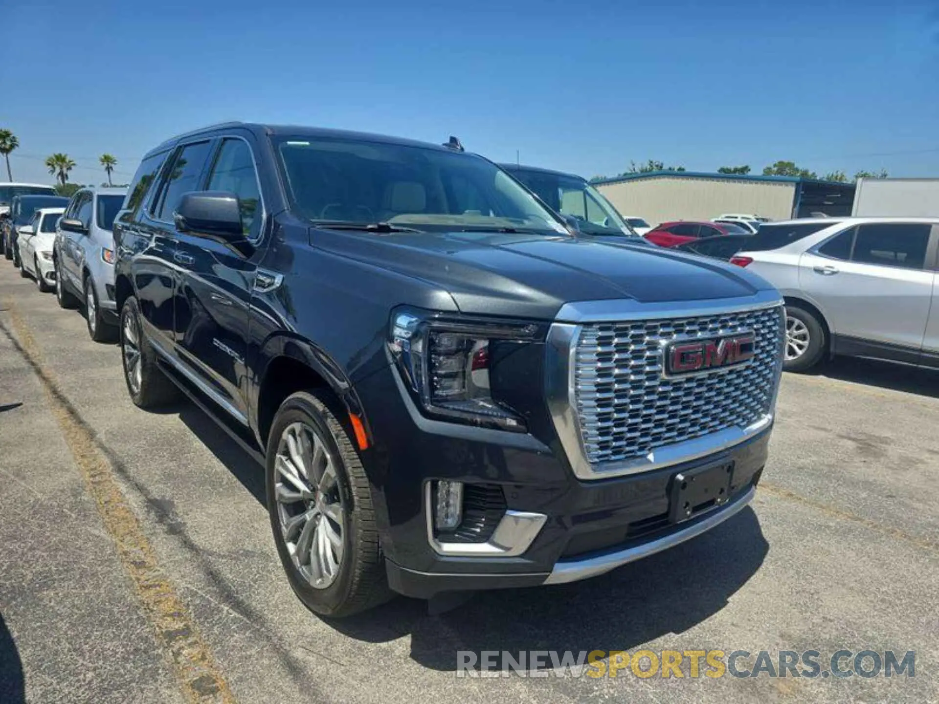 17 fotografías del automóvil dañado 1GKS2DKLXMR125059 GMC YUKON 2021