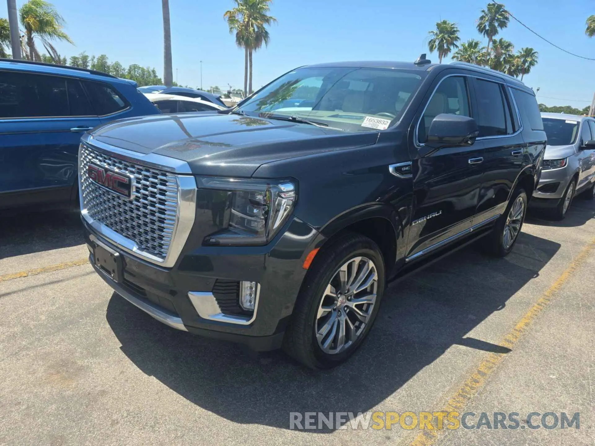 20 fotografías del automóvil dañado 1GKS2DKLXMR125059 GMC YUKON 2021