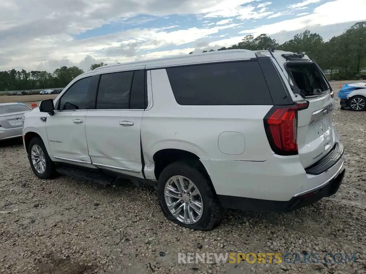 2 fotografías del automóvil dañado 1GKS2GKD6MR429631 GMC YUKON 2021