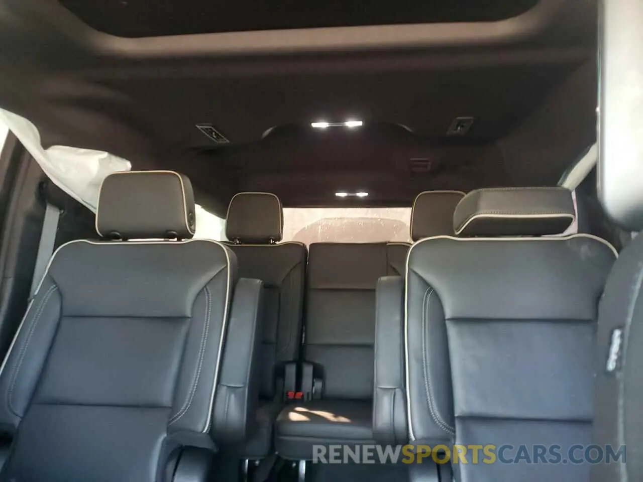 10 fotografías del automóvil dañado 1GKS2GKD6MR477825 GMC YUKON 2021