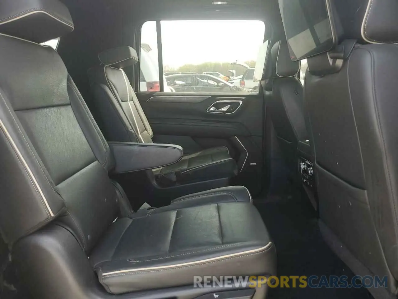 12 fotografías del automóvil dañado 1GKS2GKD7MR424034 GMC YUKON 2021