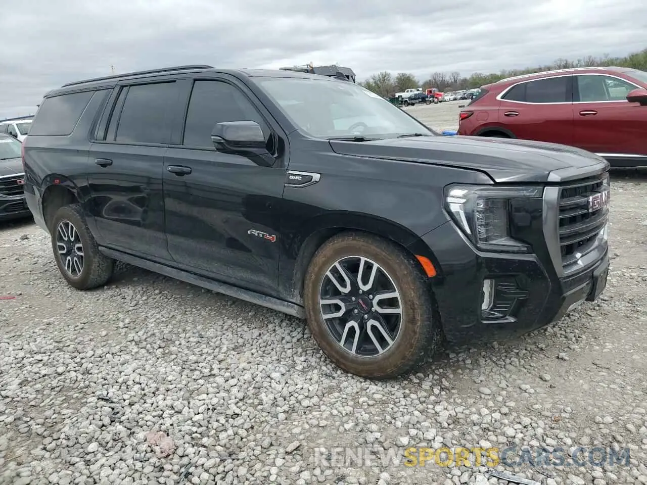 4 fotografías del automóvil dañado 1GKS2HKD4MR182258 GMC YUKON 2021