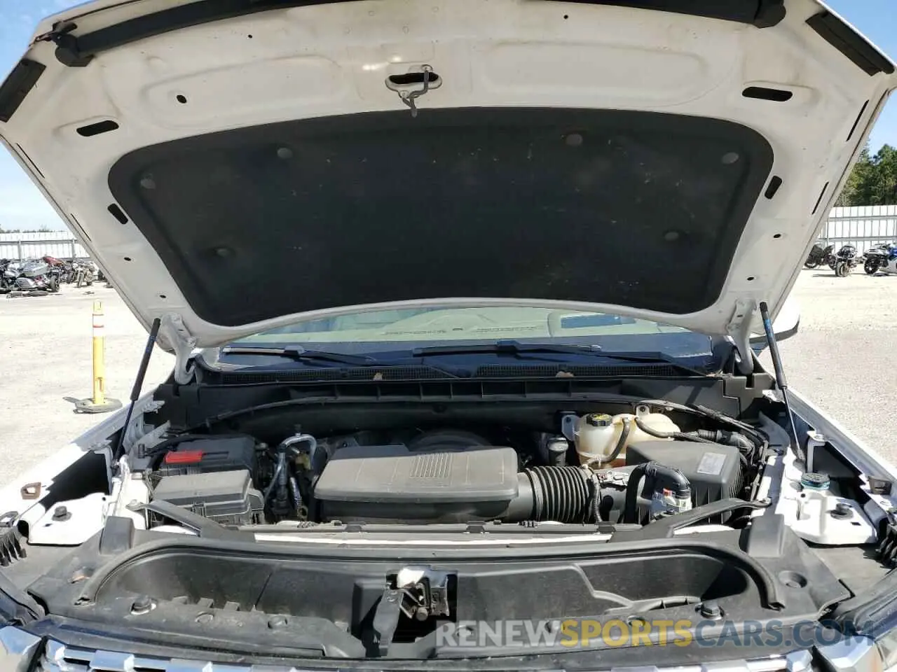 13 fotografías del automóvil dañado 1GKS2JKL0MR156903 GMC YUKON 2021