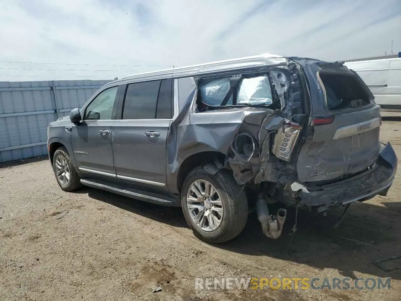 2 fotografías del automóvil dañado 1GKS2JKL1MR364241 GMC YUKON 2021