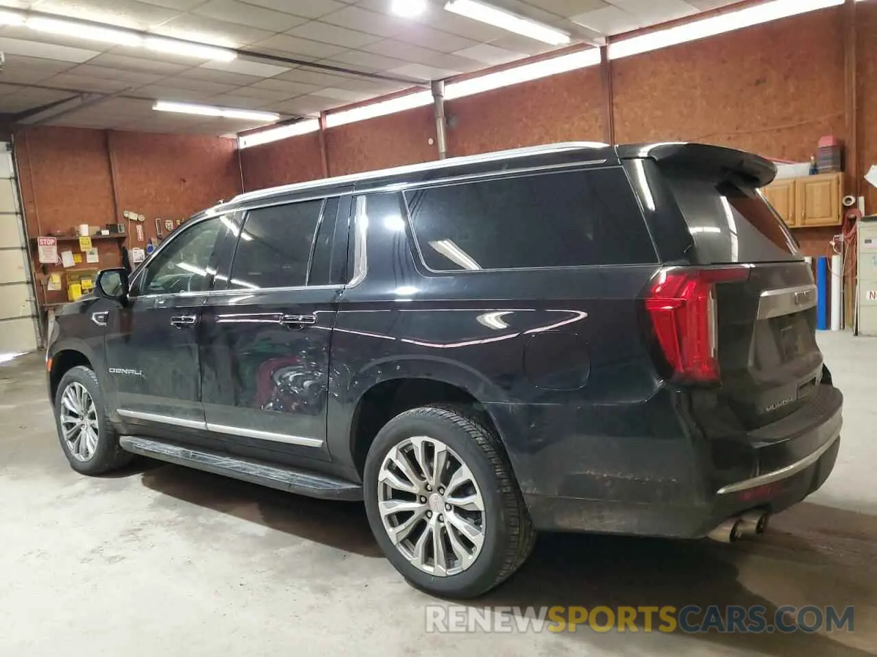 2 fotografías del automóvil dañado 1GKS2JKL7MR460939 GMC YUKON 2021