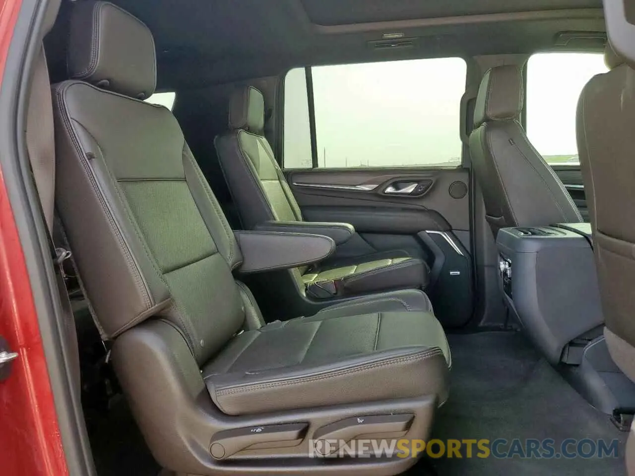 11 fotografías del automóvil dañado 1GKS2JKL8MR201361 GMC YUKON 2021