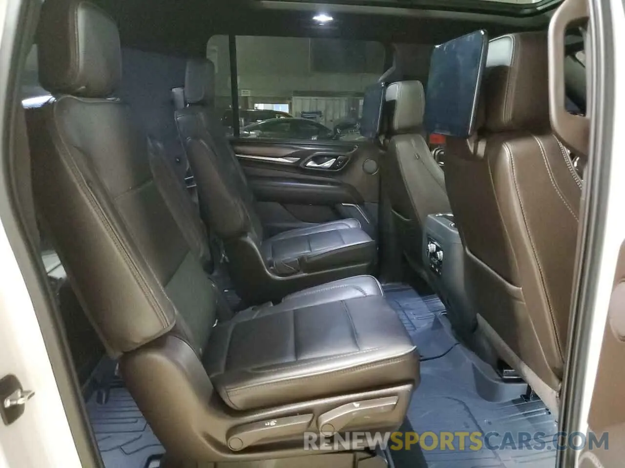11 fotografías del automóvil dañado 1GKS2JKL8MR434043 GMC YUKON 2021