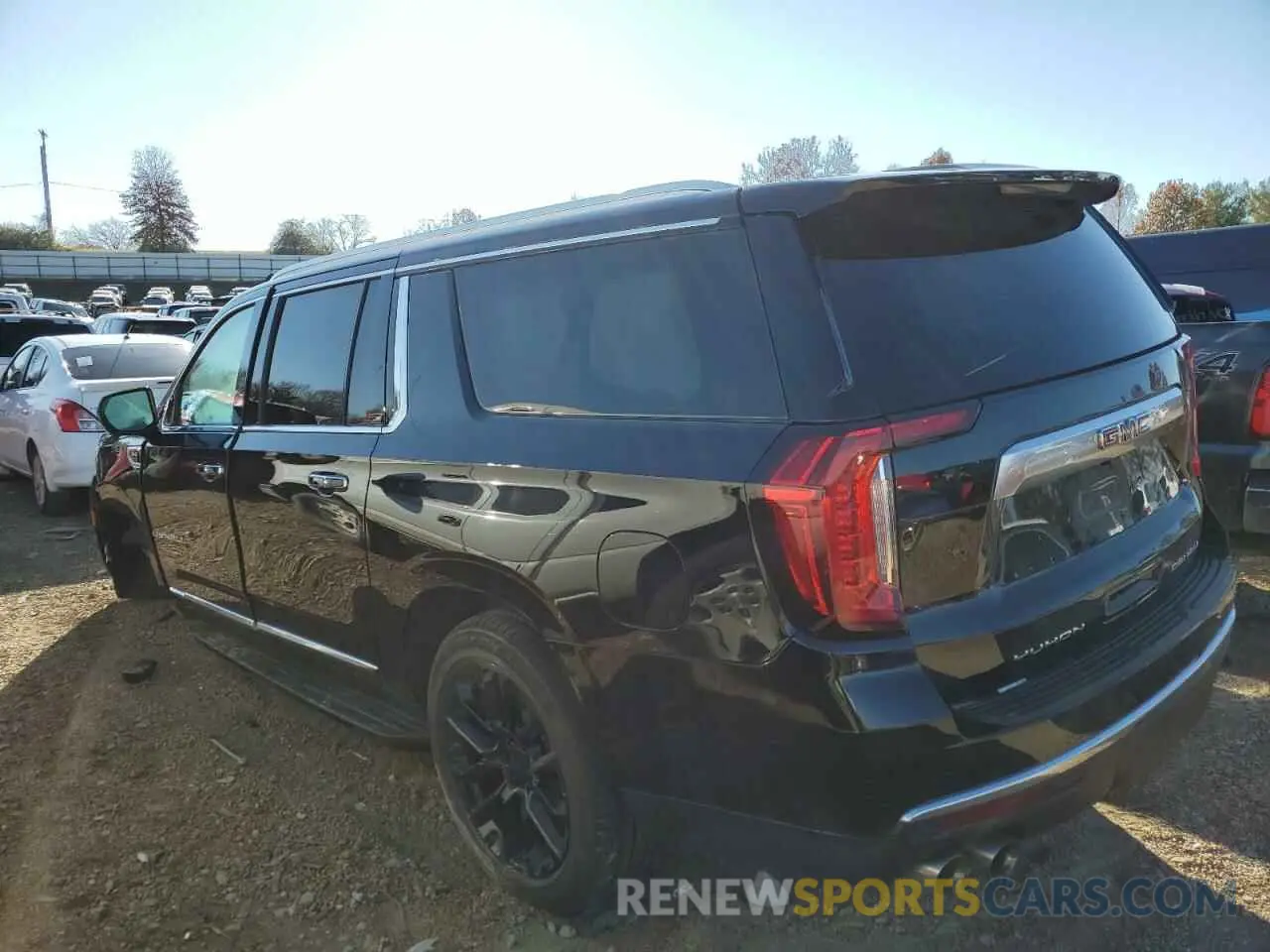 2 fotografías del automóvil dañado 1GKS2JKL8MR448914 GMC YUKON 2021