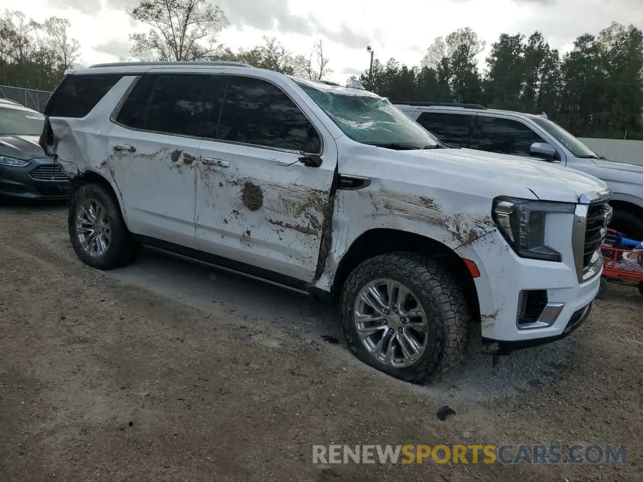 4 fotografías del automóvil dañado 1GKS1AKD7NR201865 GMC YUKON 2022