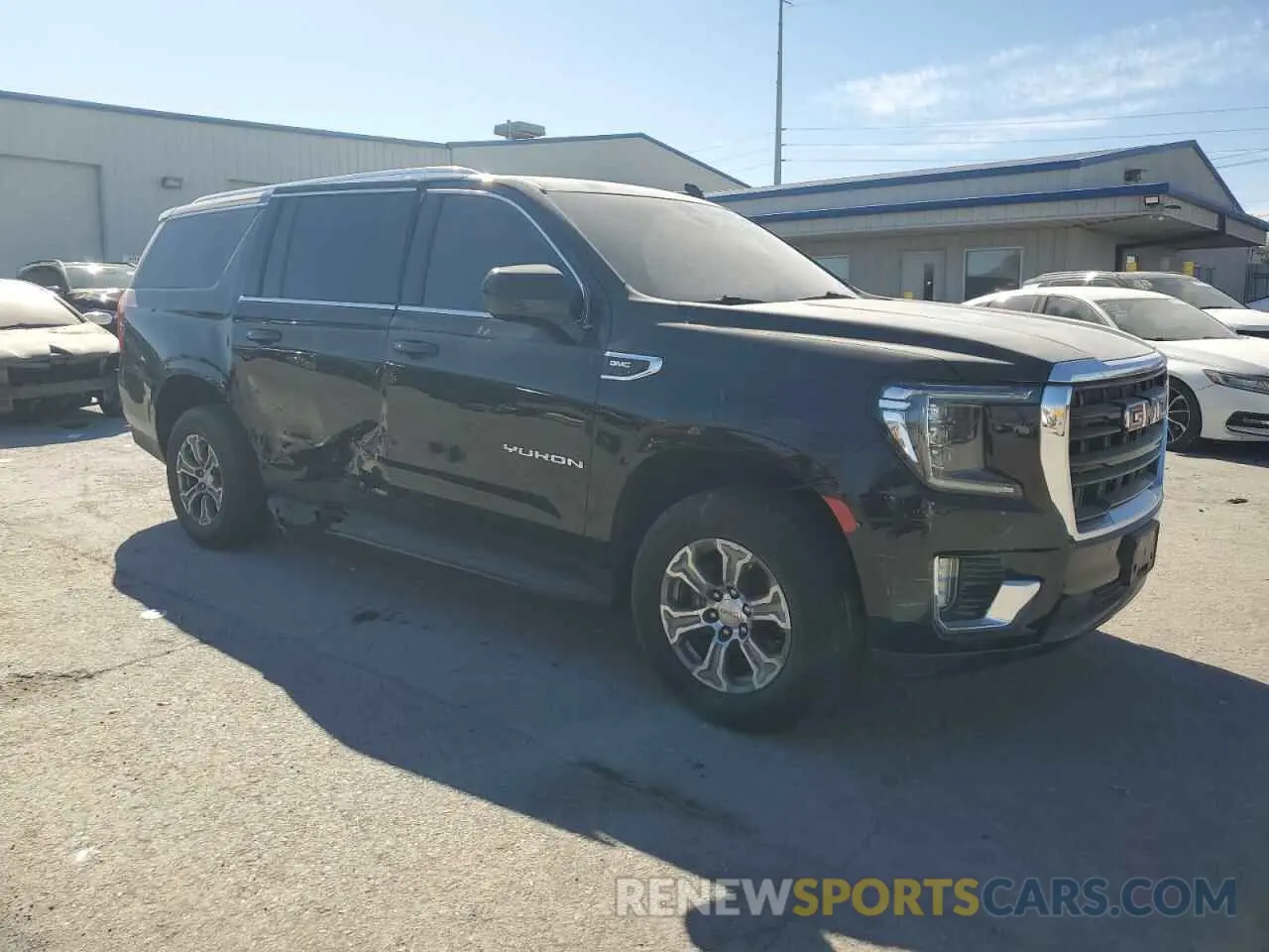 4 fotografías del automóvil dañado 1GKS1FKD7NR237651 GMC YUKON 2022