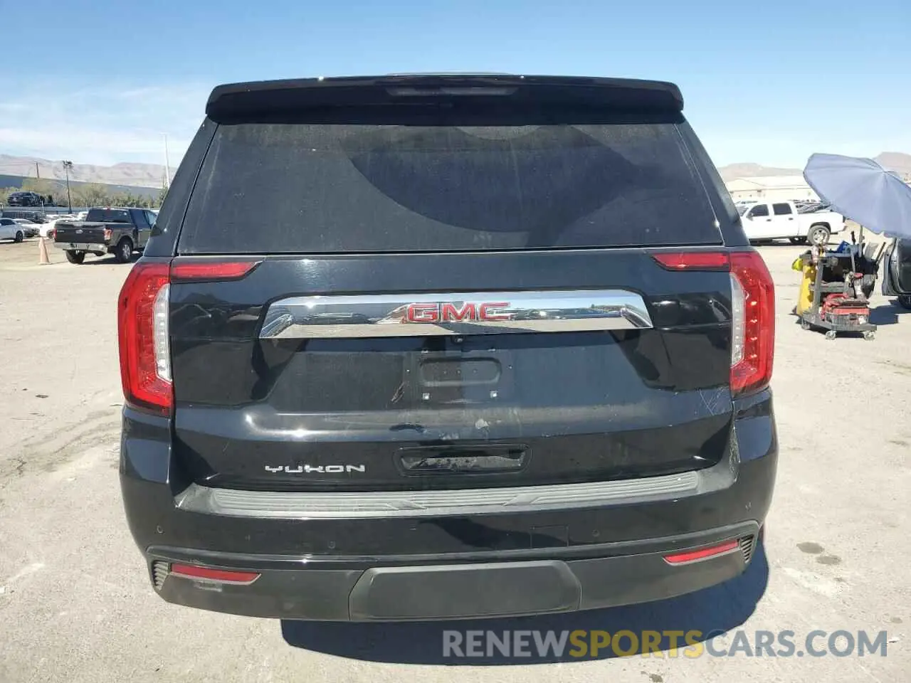 6 fotografías del automóvil dañado 1GKS1FKD7NR237651 GMC YUKON 2022