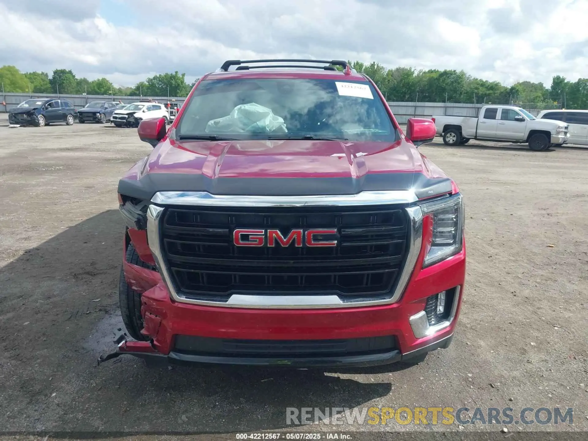 12 fotografías del automóvil dañado 1GKS2AKD2NR333199 GMC YUKON 2022