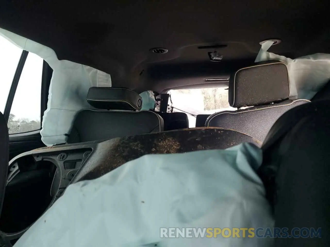 10 fotografías del automóvil dañado 1GKS2BKD4NR350432 GMC YUKON 2022