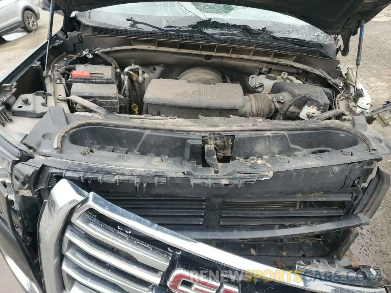 13 fotografías del automóvil dañado 1GKS2BKD4NR350432 GMC YUKON 2022
