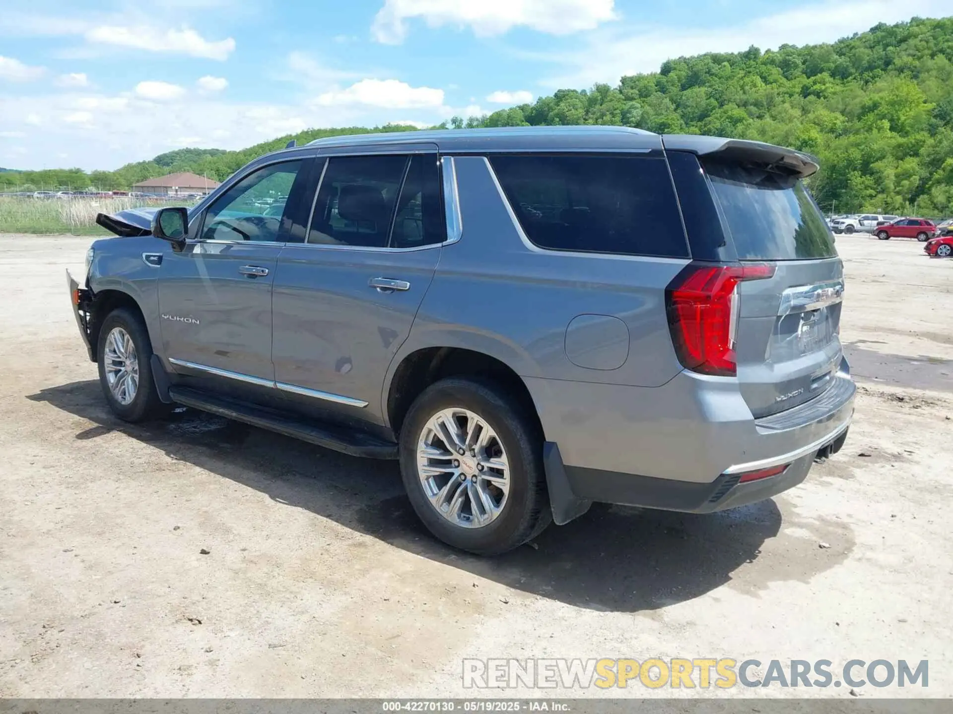 3 fotografías del automóvil dañado 1GKS2BKD8NR255663 GMC YUKON 2022