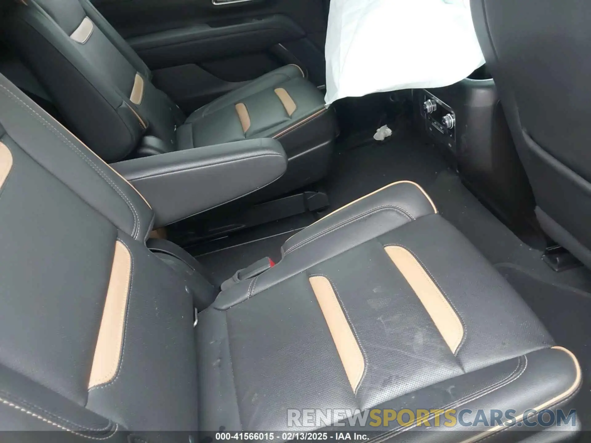 8 fotografías del automóvil dañado 1GKS2CKL3NR174034 GMC YUKON 2022