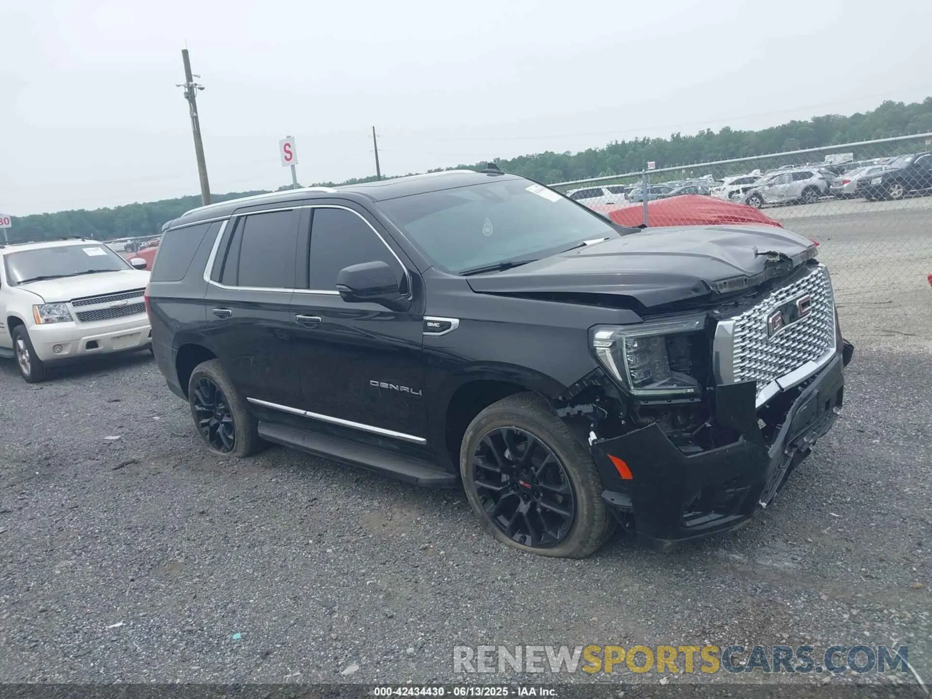 13 fotografías del automóvil dañado 1GKS2DKL7NR271890 GMC YUKON 2022