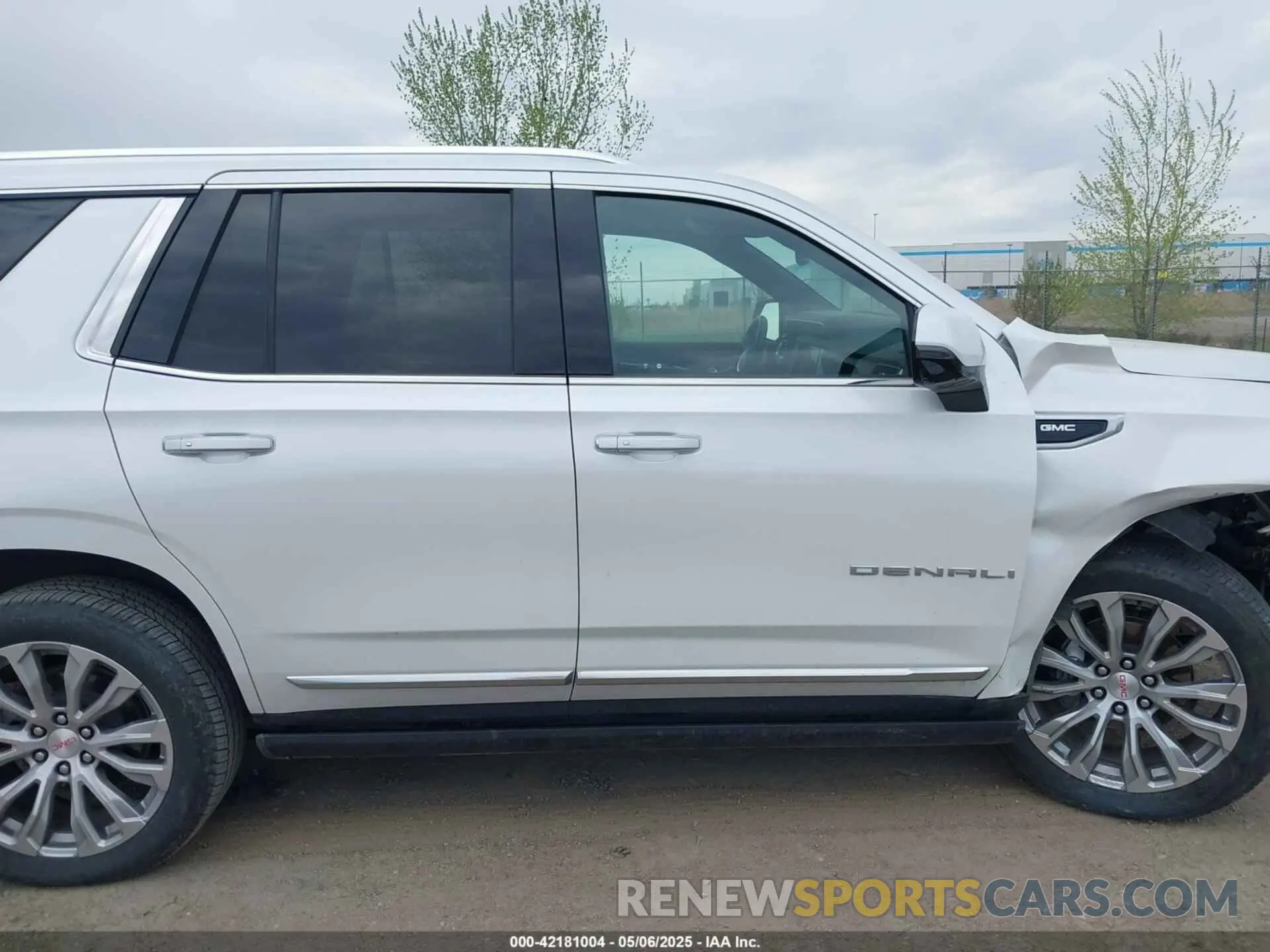 13 fotografías del automóvil dañado 1GKS2DKLXNR215720 GMC YUKON 2022