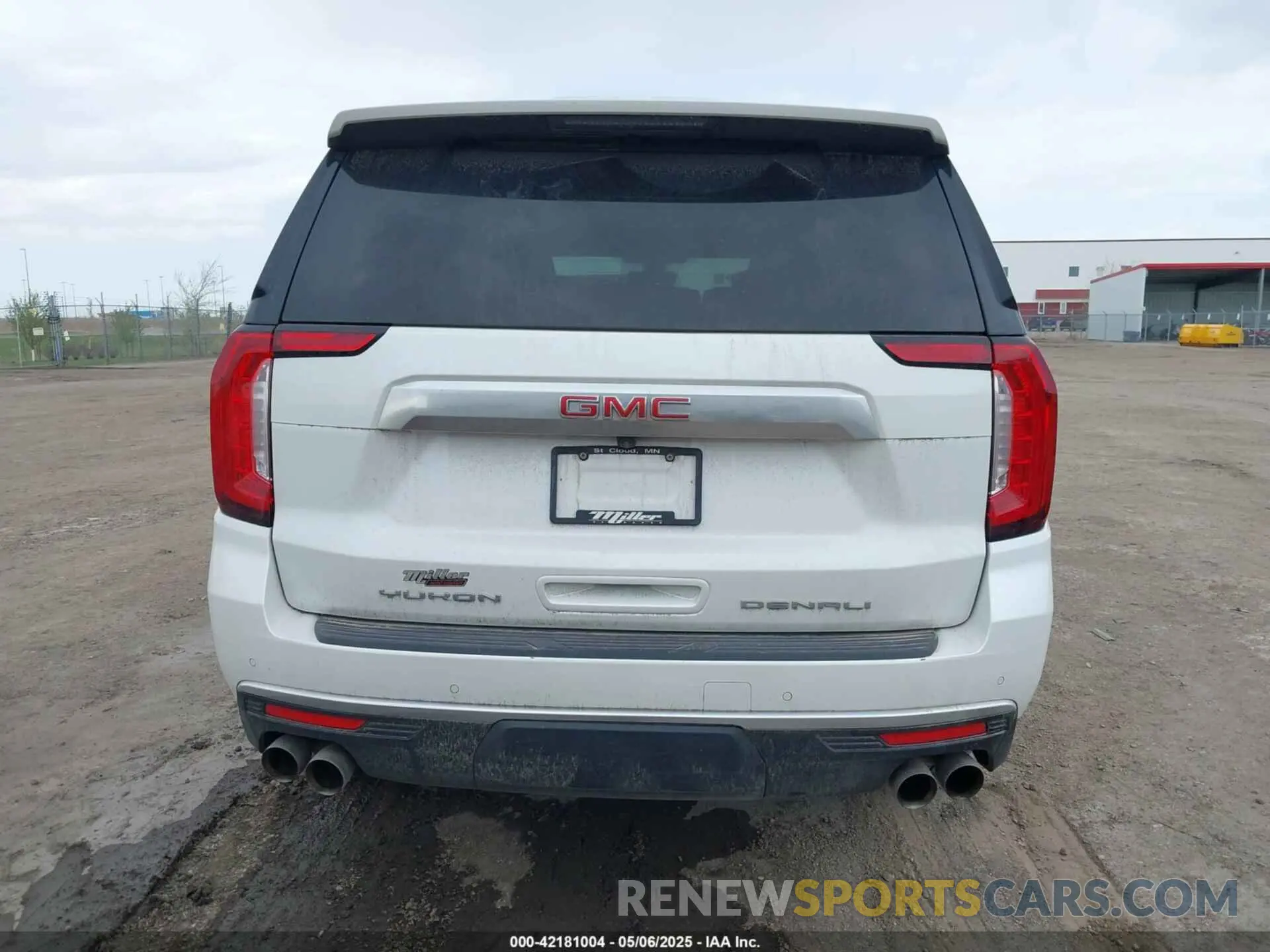 16 fotografías del automóvil dañado 1GKS2DKLXNR215720 GMC YUKON 2022