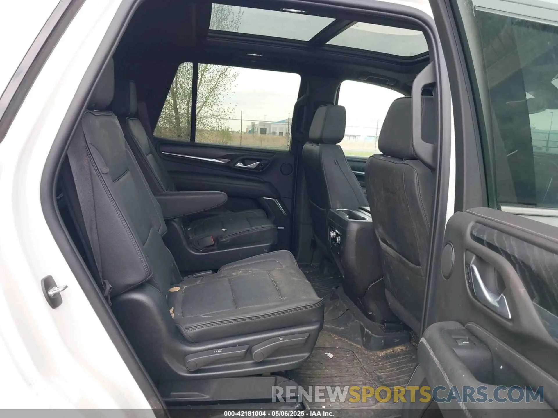 8 fotografías del automóvil dañado 1GKS2DKLXNR215720 GMC YUKON 2022