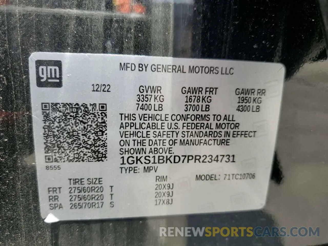13 fotografías del automóvil dañado 1GKS1BKD7PR234731 GMC YUKON 2023