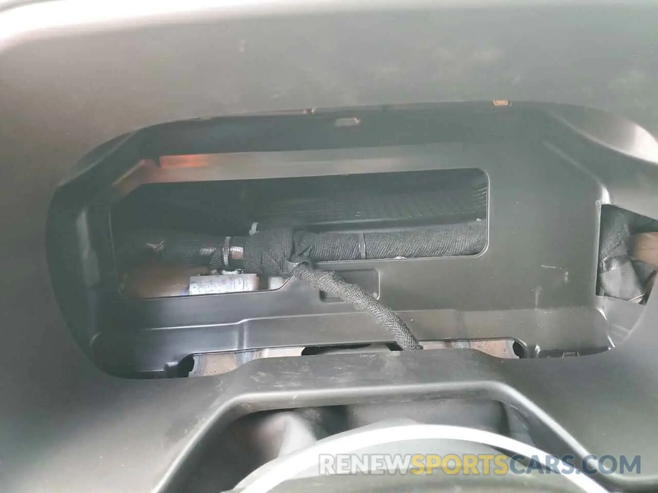 9 fotografías del automóvil dañado 1GKS1BKD7PR234731 GMC YUKON 2023