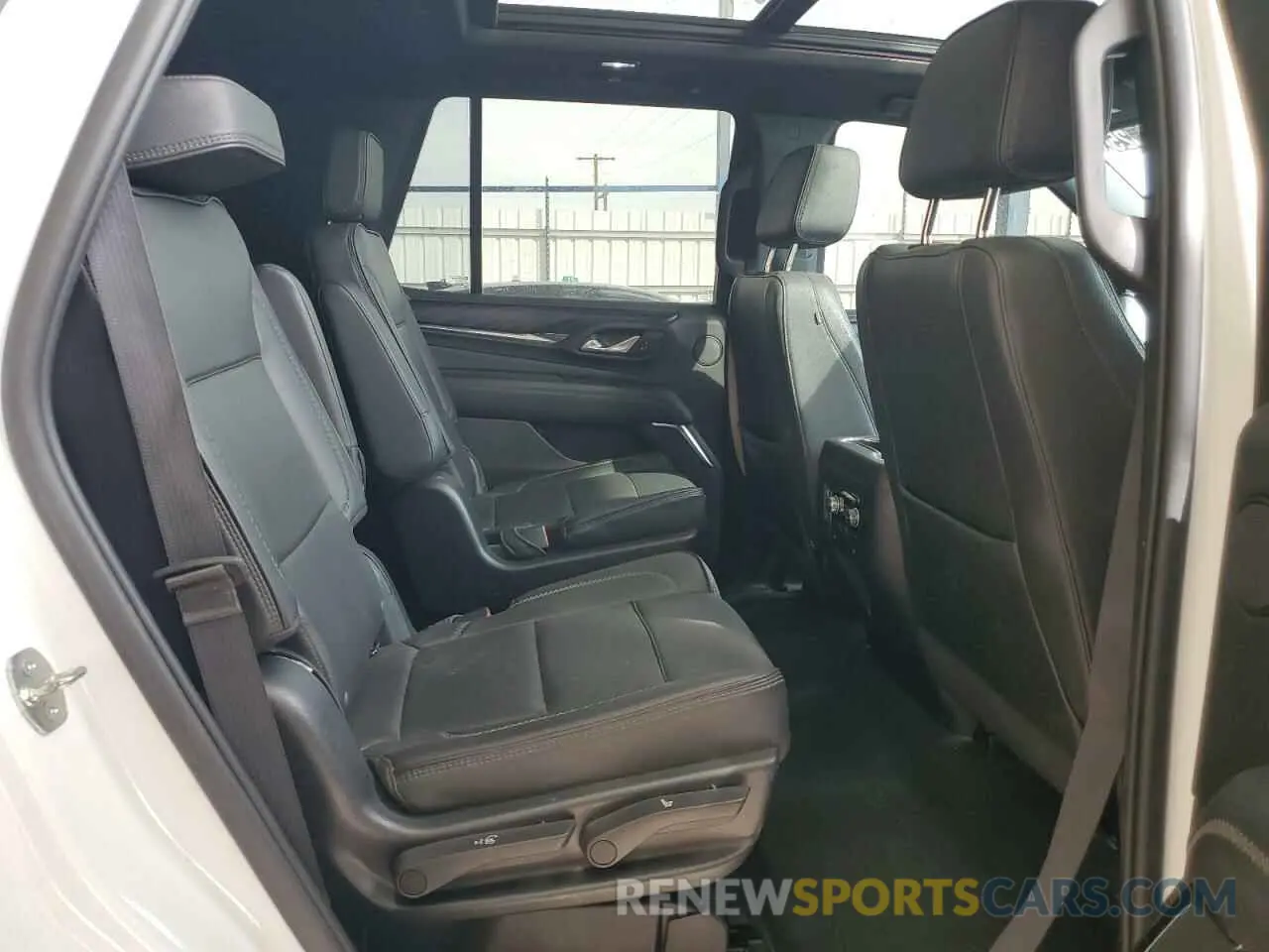 11 fotografías del automóvil dañado 1GKS1DKL1PR239104 GMC YUKON 2023