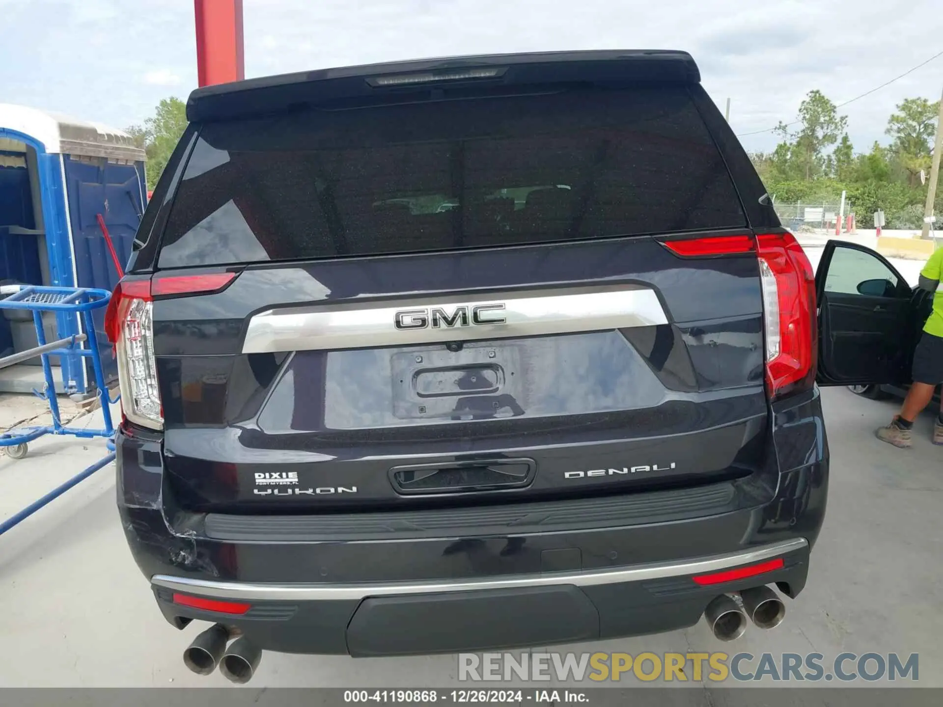 15 fotografías del automóvil dañado 1GKS1DKL2PR263170 GMC YUKON 2023