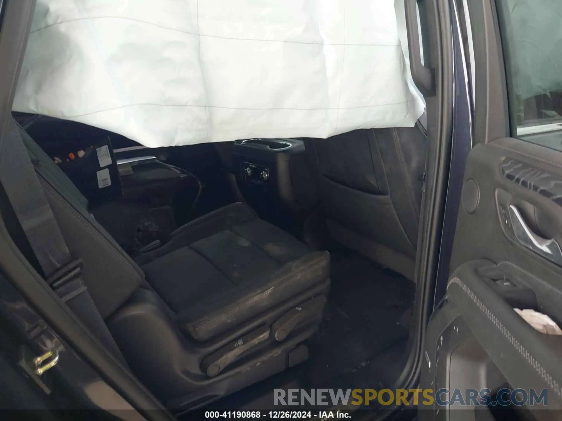 8 fotografías del automóvil dañado 1GKS1DKL2PR263170 GMC YUKON 2023