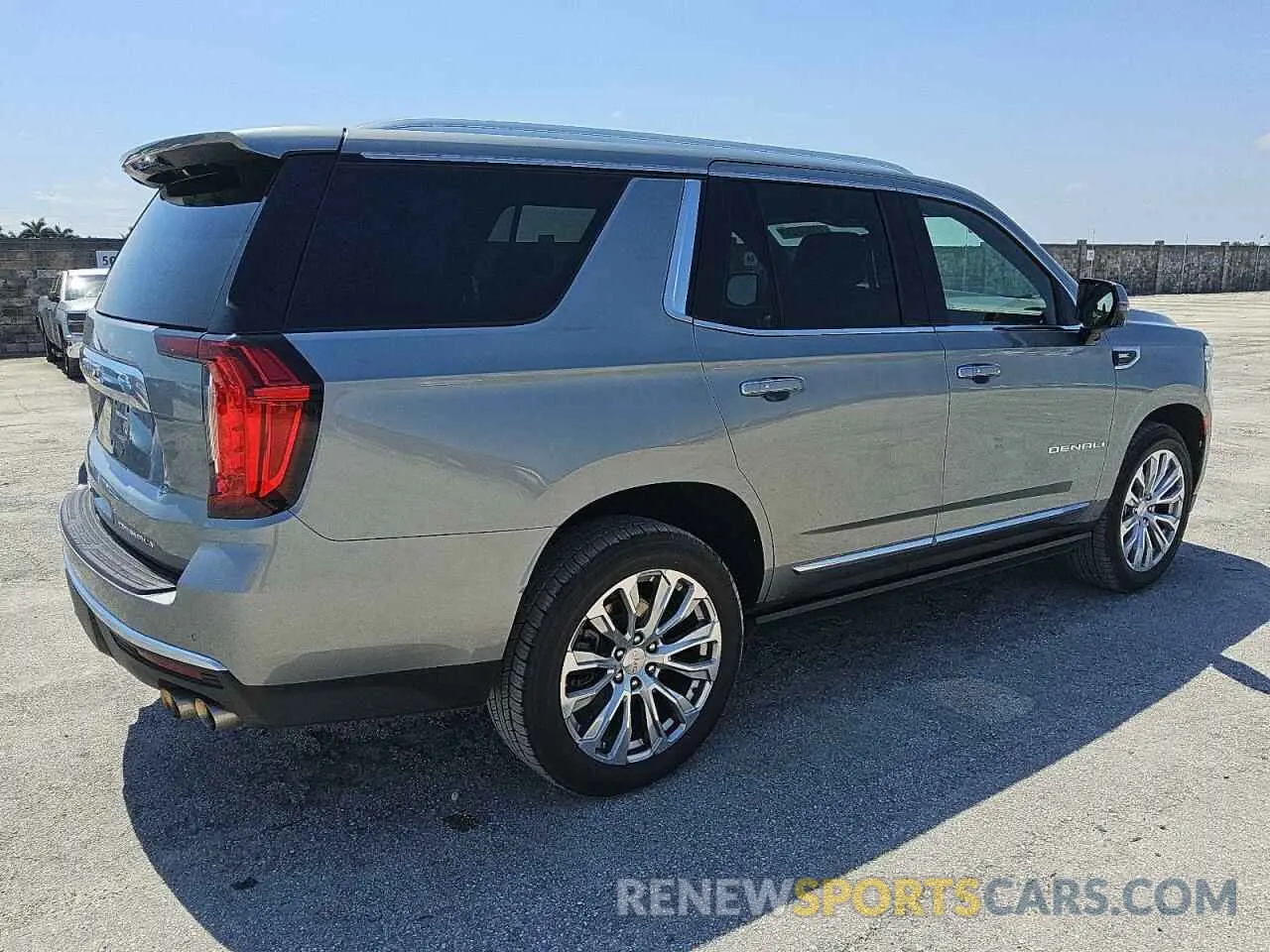 3 fotografías del automóvil dañado 1GKS1DKLXPR339931 GMC YUKON 2023