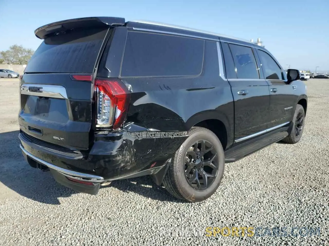 3 fotografías del automóvil dañado 1GKS1GKD8PR321079 GMC YUKON 2023