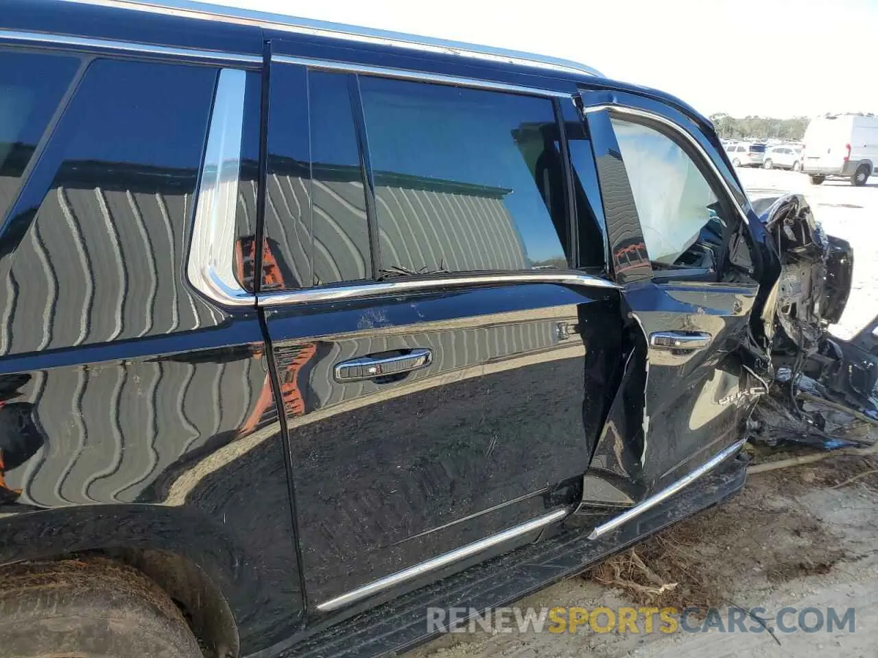 11 fotografías del automóvil dañado 1GKS1GKD9PR139844 GMC YUKON 2023