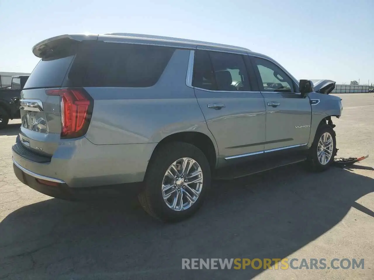 3 fotografías del automóvil dañado 1GKS2BKD0PR532681 GMC YUKON 2023