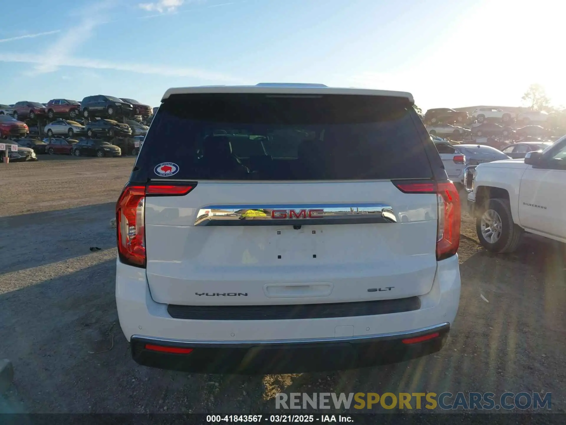 16 fotografías del automóvil dañado 1GKS2BKD6PR203094 GMC YUKON 2023