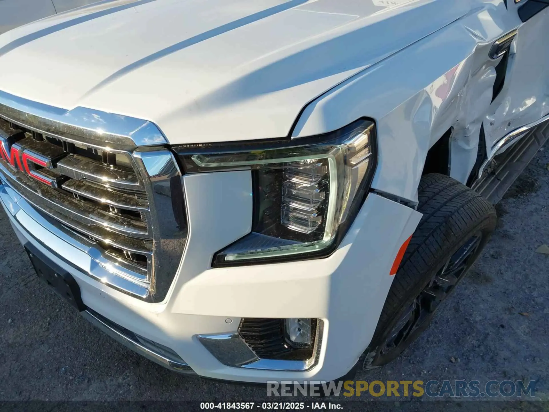 18 fotografías del automóvil dañado 1GKS2BKD6PR203094 GMC YUKON 2023