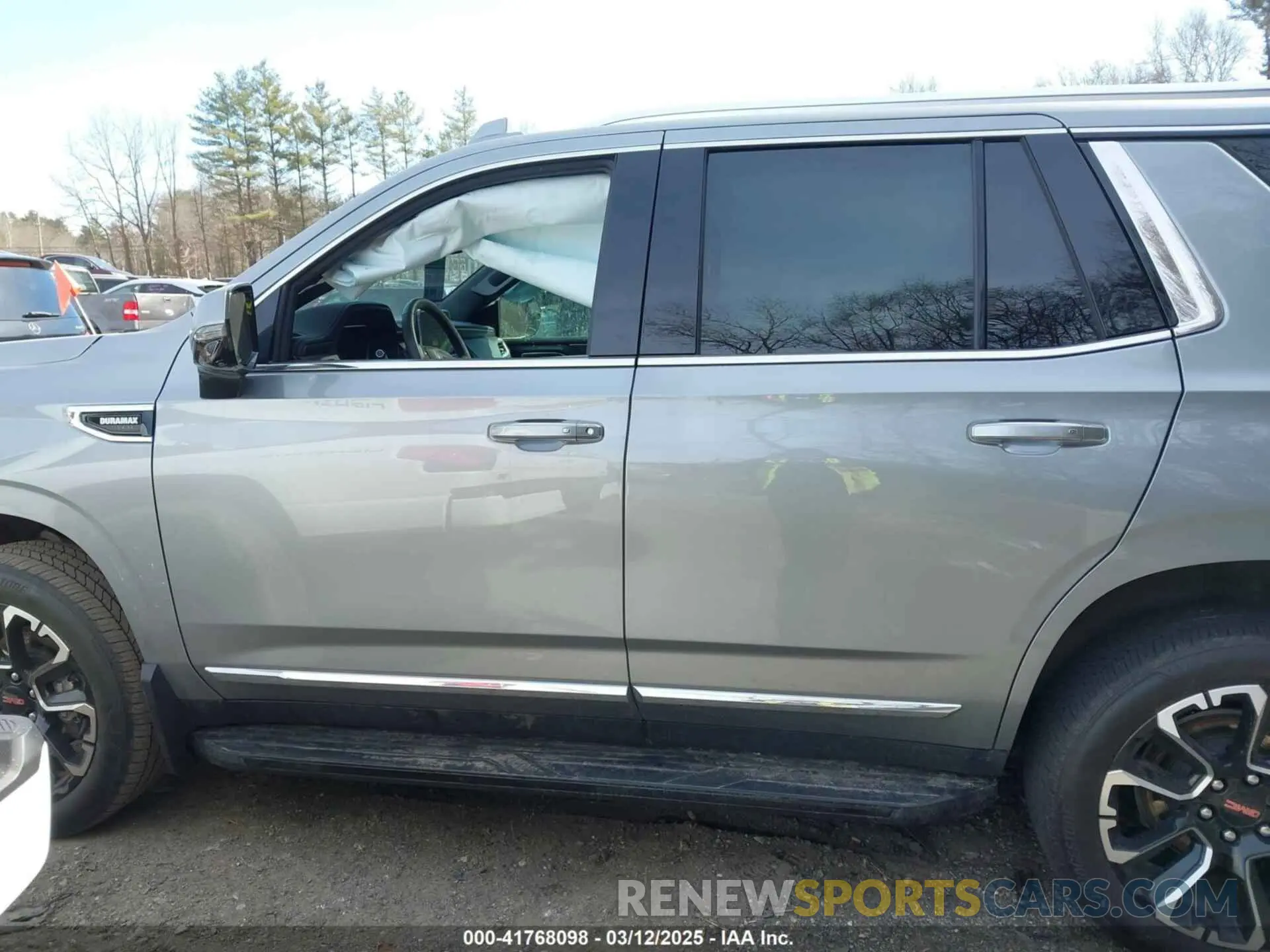 14 fotografías del automóvil dañado 1GKS2BKT9PR367155 GMC YUKON 2023