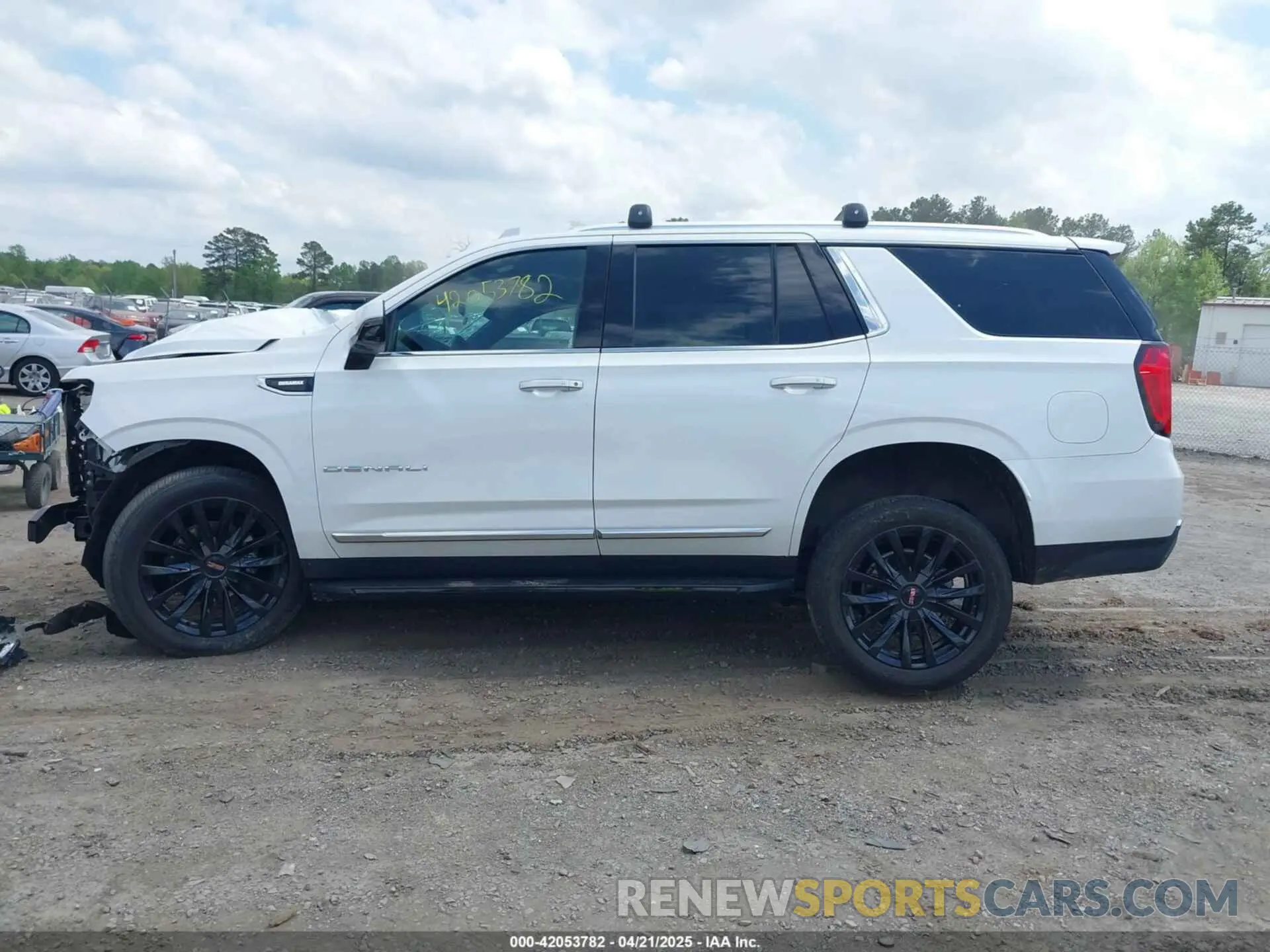 13 fotografías del automóvil dañado 1GKS2DKT6PR245476 GMC YUKON 2023