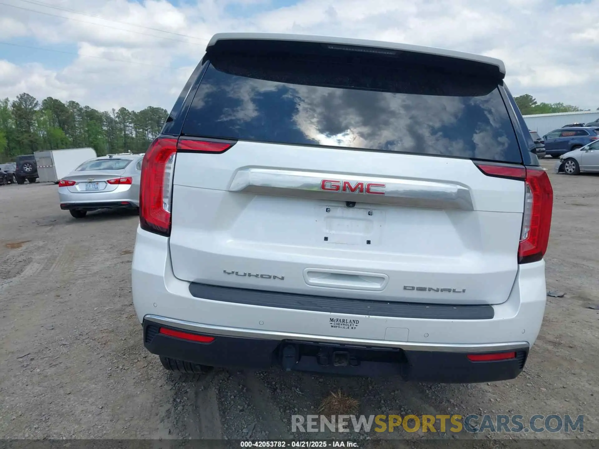 15 fotografías del automóvil dañado 1GKS2DKT6PR245476 GMC YUKON 2023