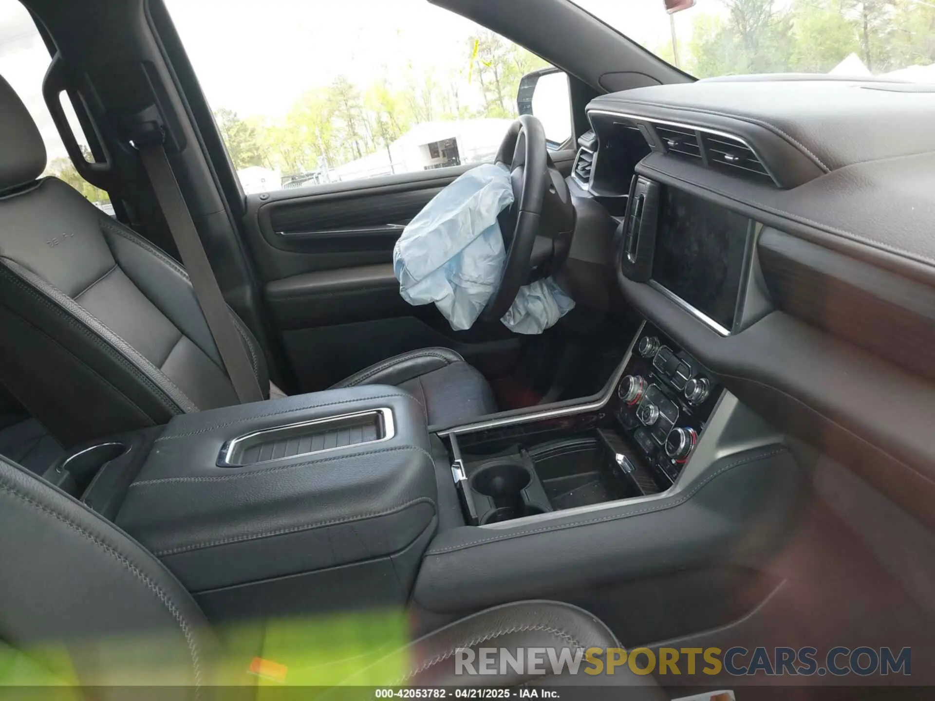 5 fotografías del automóvil dañado 1GKS2DKT6PR245476 GMC YUKON 2023