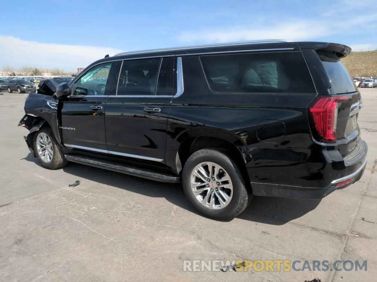 2 fotografías del automóvil dañado 1GKS2GKD3PR282110 GMC YUKON 2023