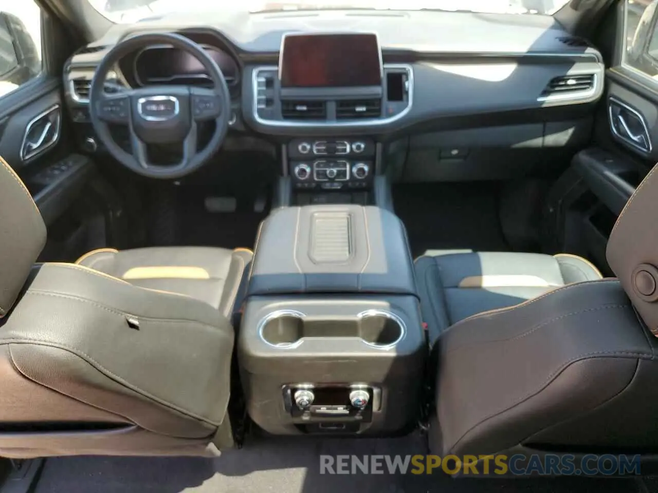 8 fotografías del automóvil dañado 1GKS2HKL0PR408551 GMC YUKON 2023
