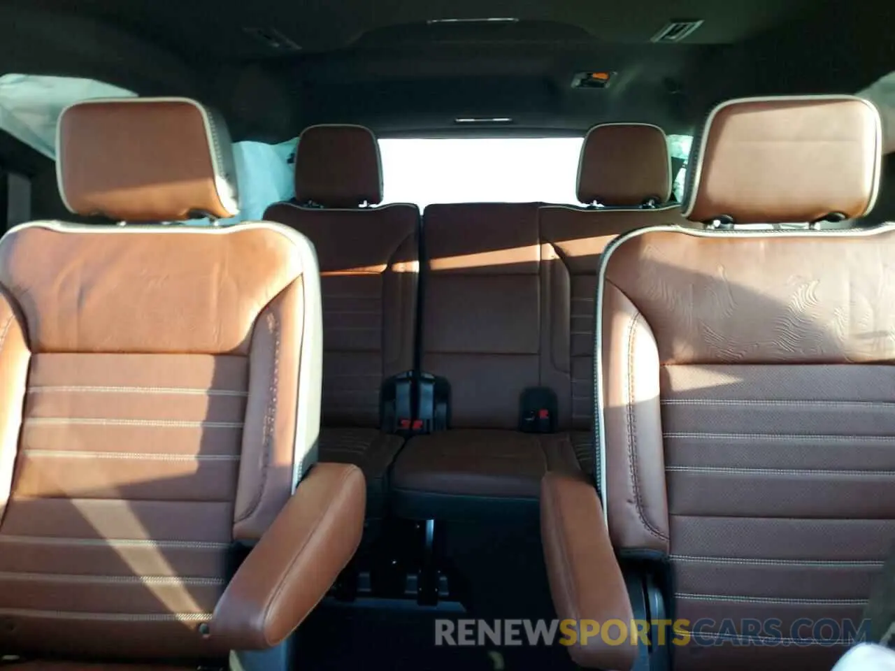 10 fotografías del automóvil dañado 1GKS2KKLXPR134840 GMC YUKON 2023