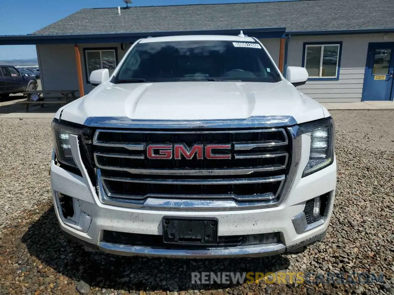 5 fotografías del automóvil dañado 1GKS2BKD1RR233137 GMC YUKON 2024