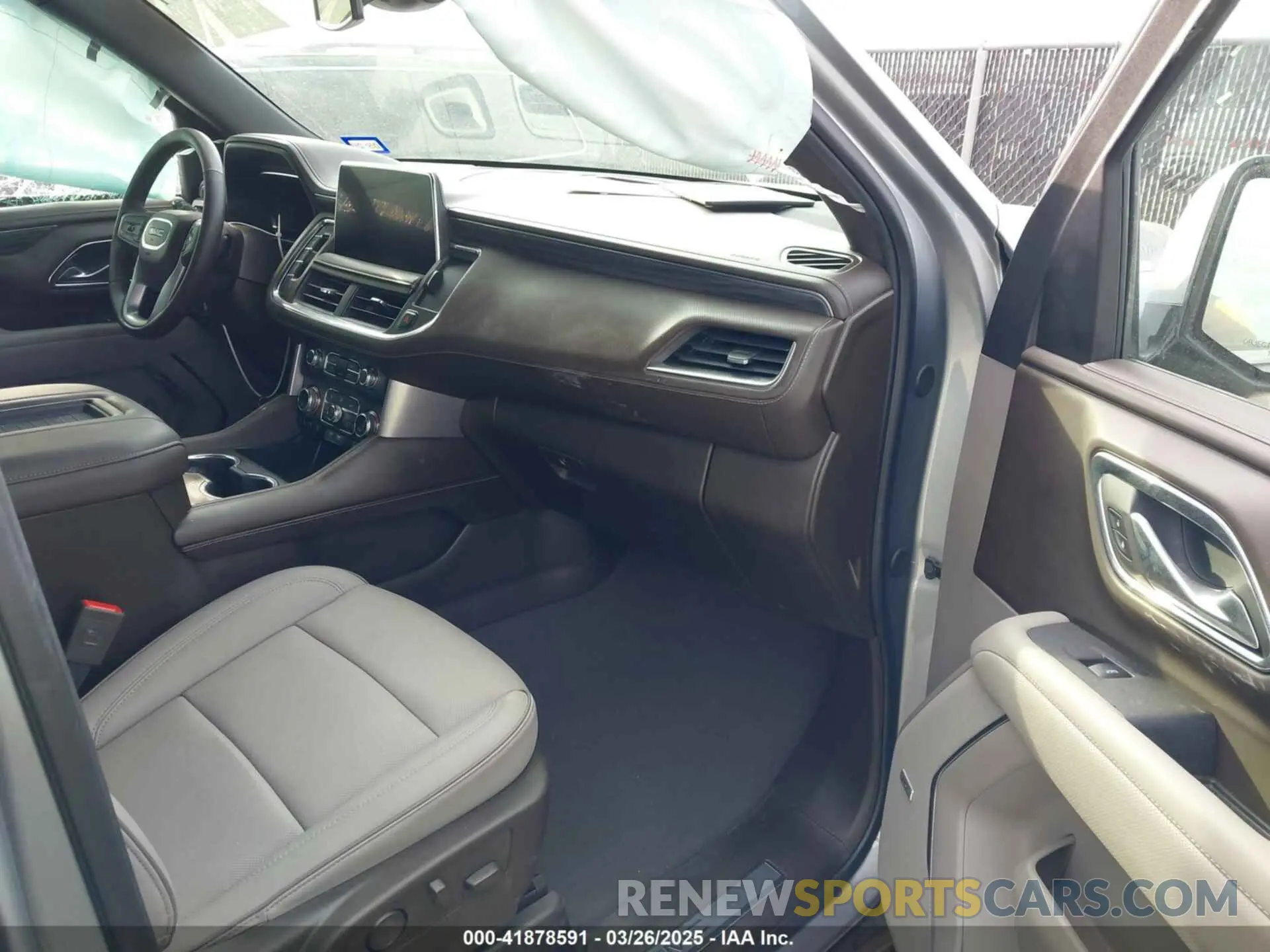5 fotografías del automóvil dañado 1GKS2BKD9RR282361 GMC YUKON 2024