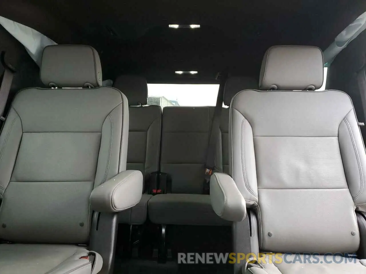 10 fotografías del automóvil dañado 1GKS2BKT4RR325124 GMC YUKON 2024